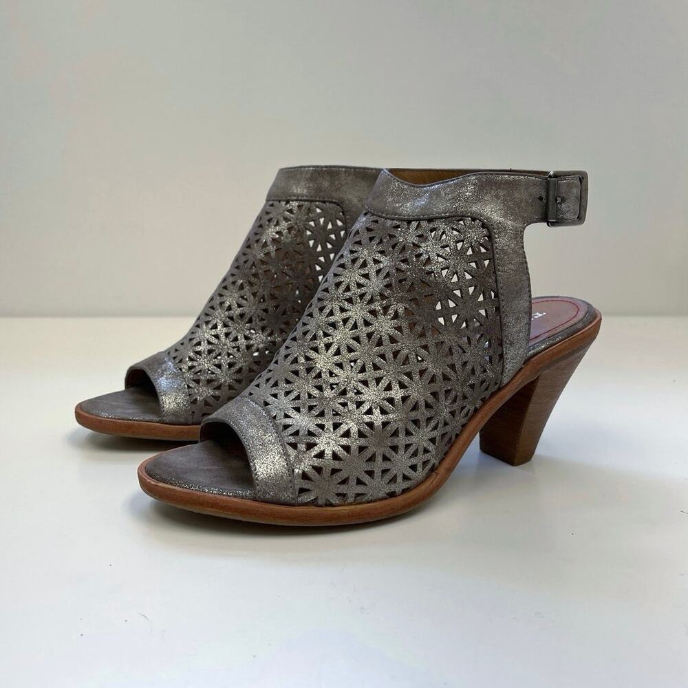 TRASK Parker Perforated Slingback Laser-Cut Sandals Pewter Metallic Heels 7.5M